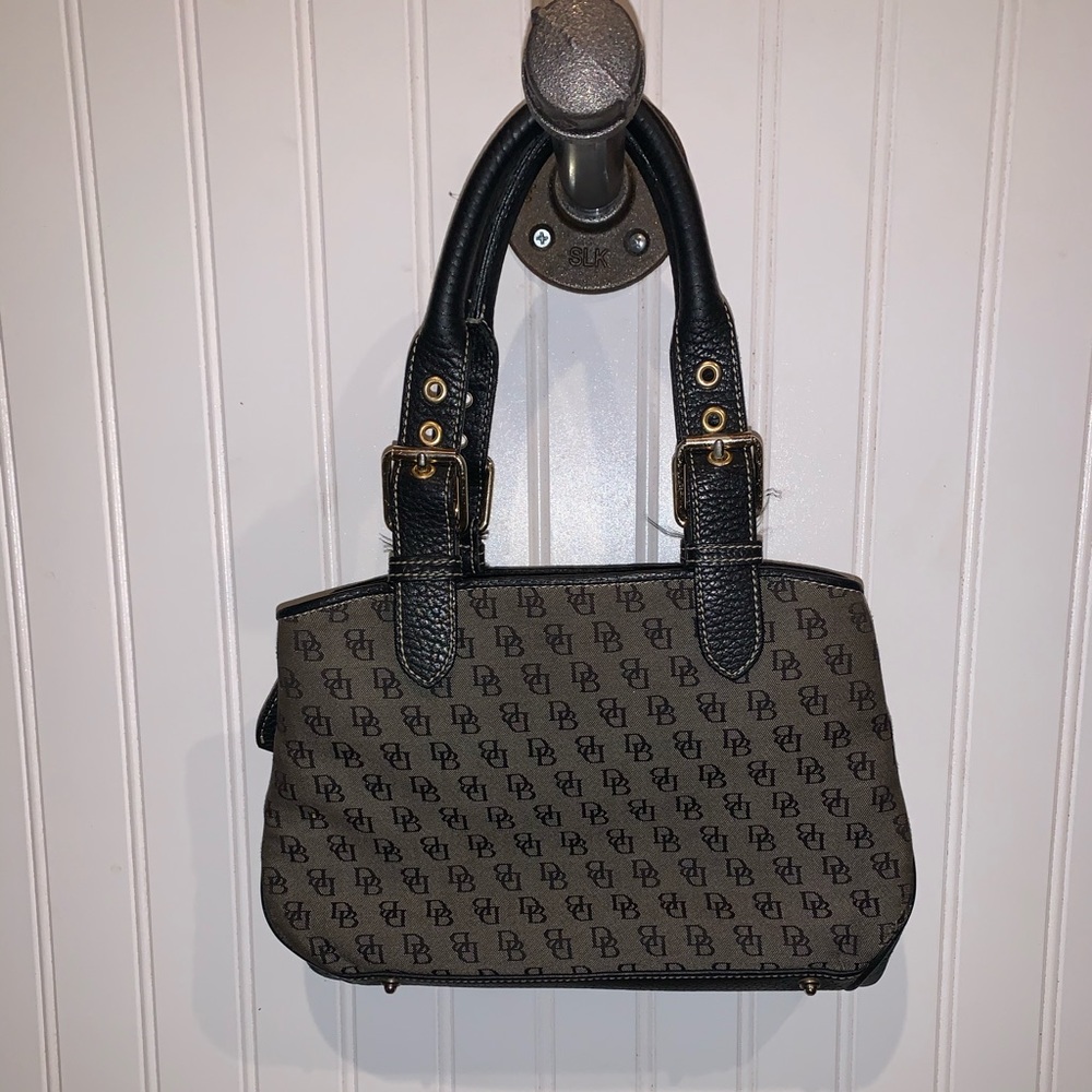 Dooney and Bourke purse